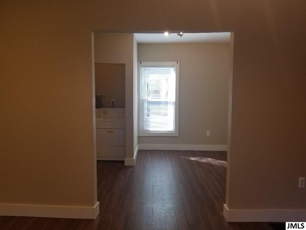 709 3rd Street Jackson, MI 49203 - Photo 8 of 18 Photo 8