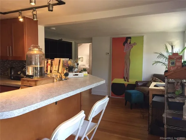 $1,800 | 209 Willard Street, Unit 3, New Haven, CT 06515