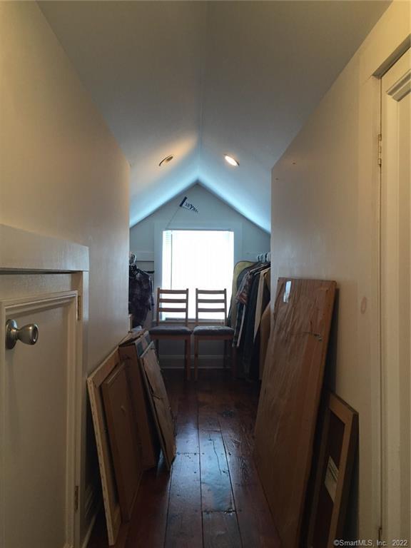 209 Willard Street, Unit 3 New Haven, CT 06515 - Photo 24 of 29 a view of hallway with furniture and a window