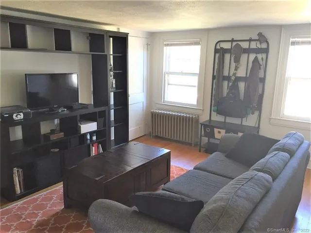 $1,800 | 209 Willard Street, Unit 3, New Haven, CT 06515