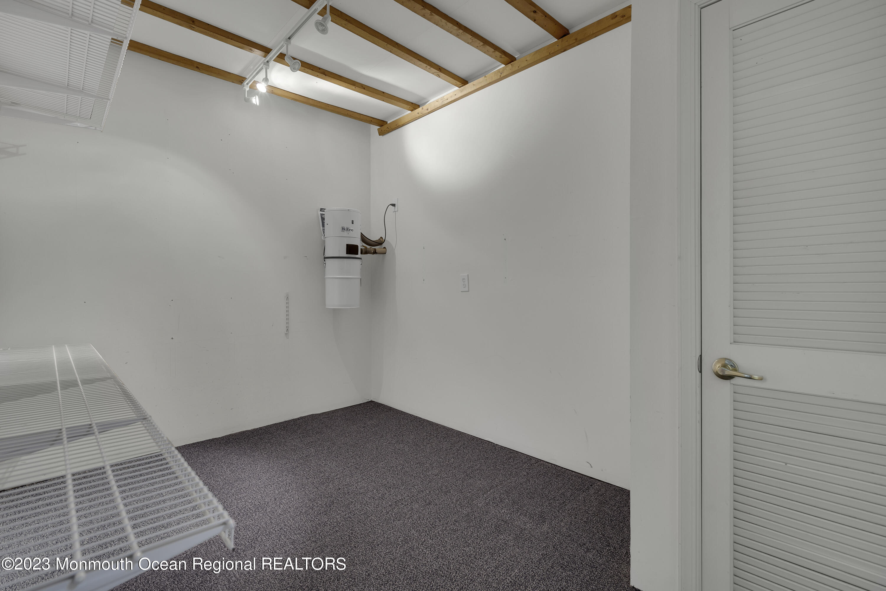 1 Silverside Road Lakewood, NJ 08701 - Photo 28 of 100 031_dsc07378