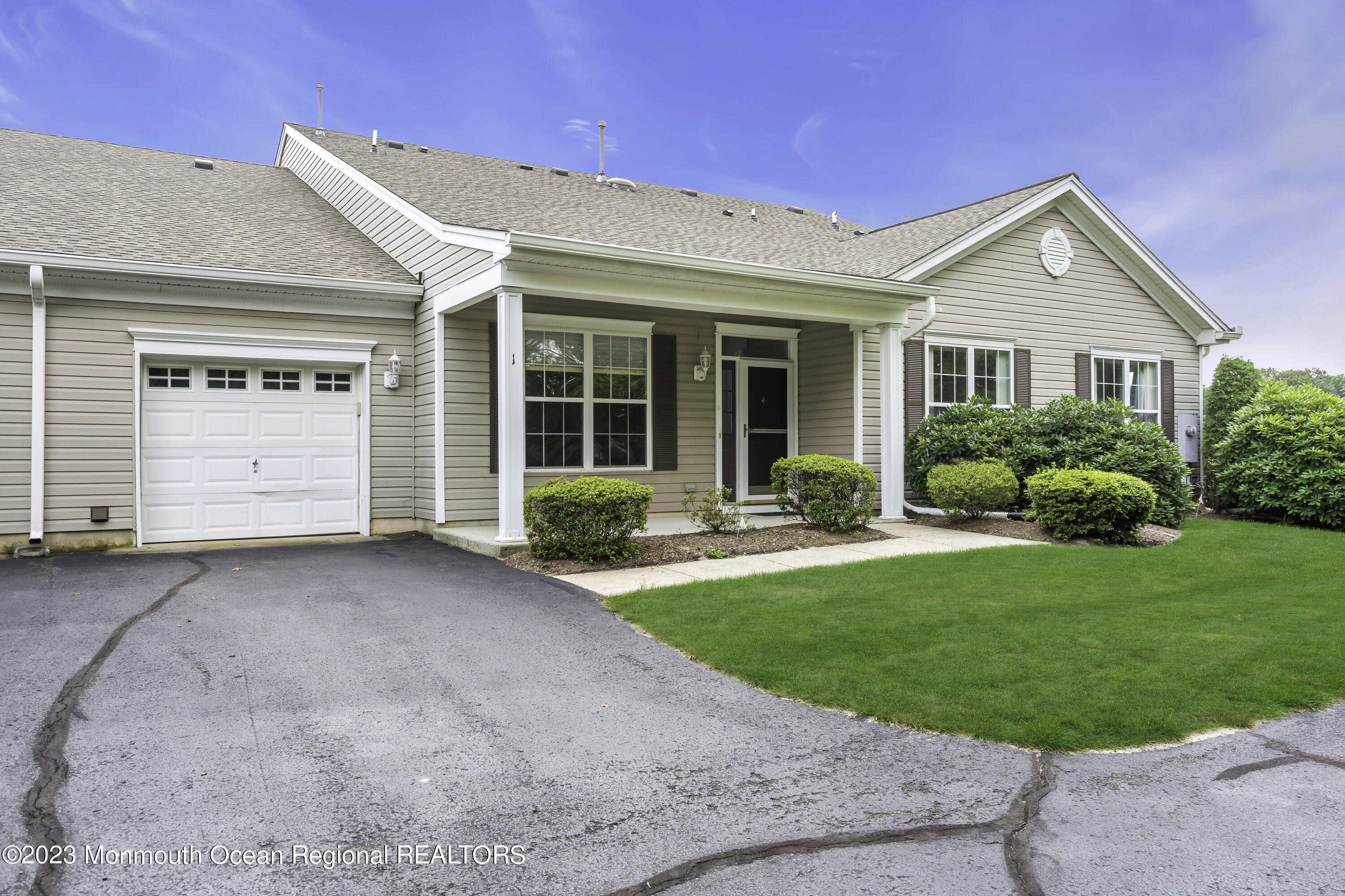 1 Silverside Road Lakewood, NJ 08701 - Photo 3 of 100 003_dsc07405-1