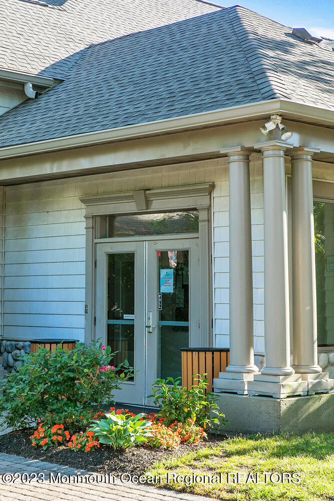 1 Silverside Road Lakewood, NJ 08701 - Photo 51 of 100 Four Seasons Dr Amenities-large-003-002-