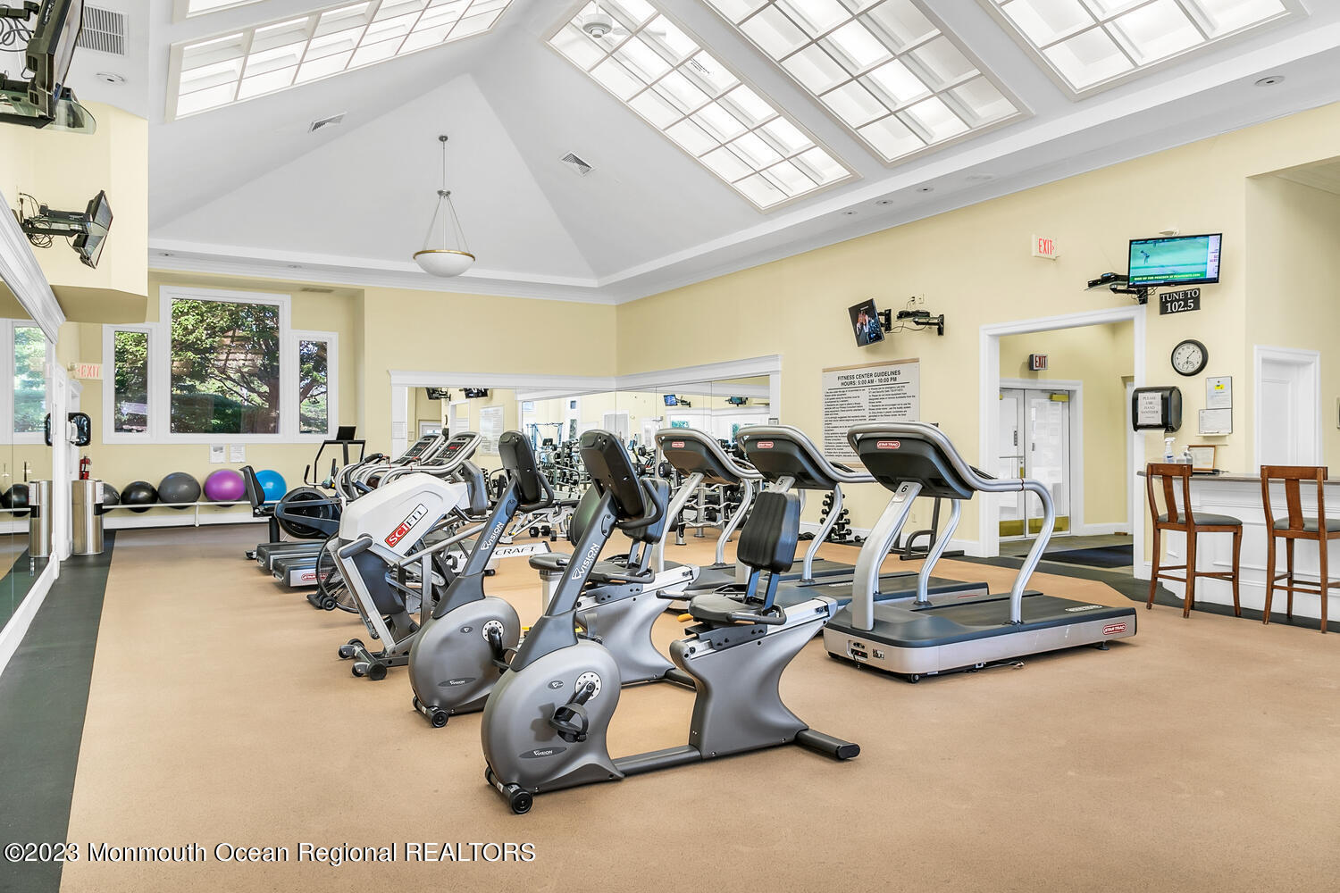 1 Silverside Road Lakewood, NJ 08701 - Photo 60 of 100 Four Seasons Dr Amenities-large-012-012-