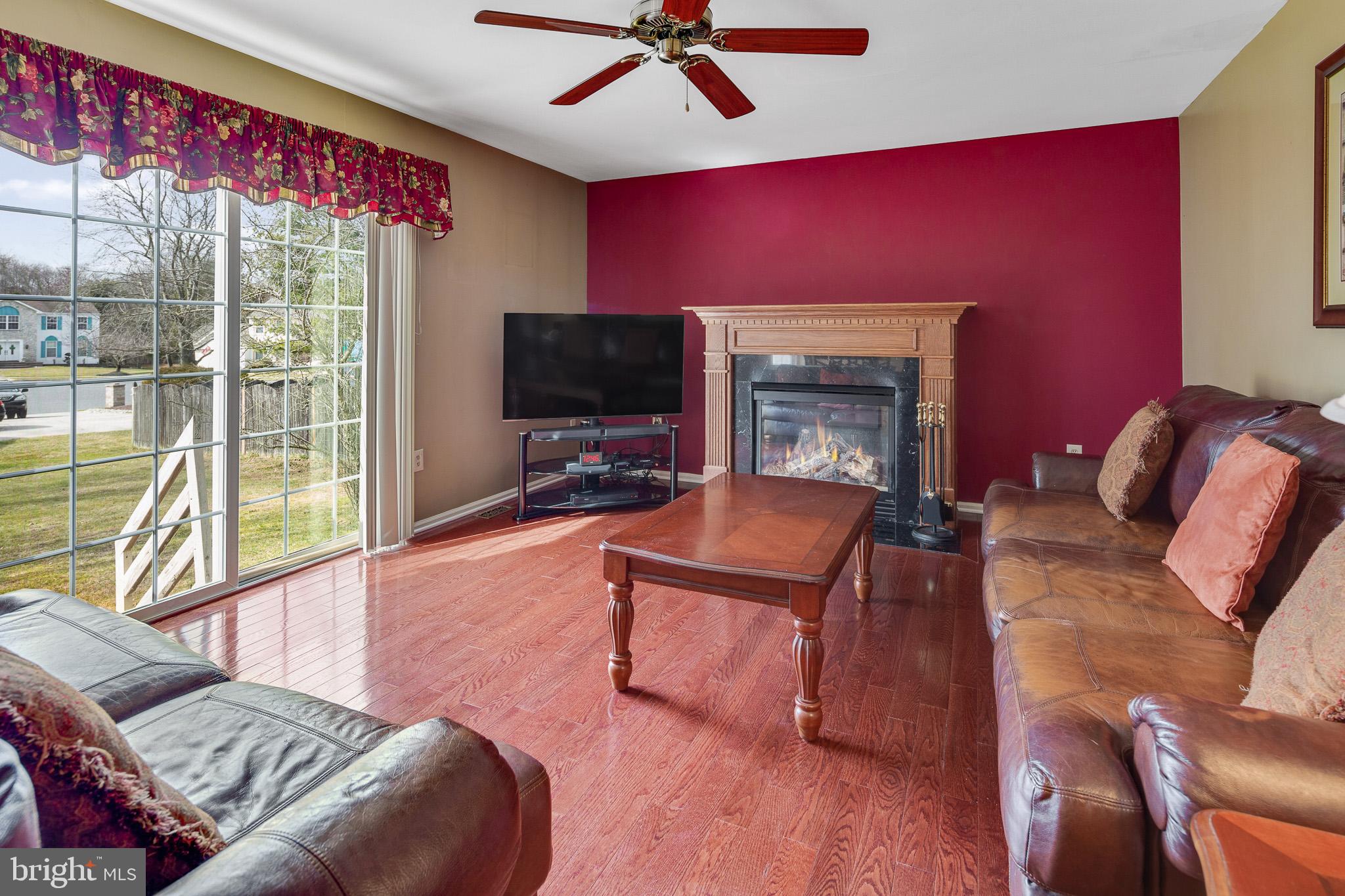 37 Upton Way Sewell, NJ 08080 - Photo 6 of 39