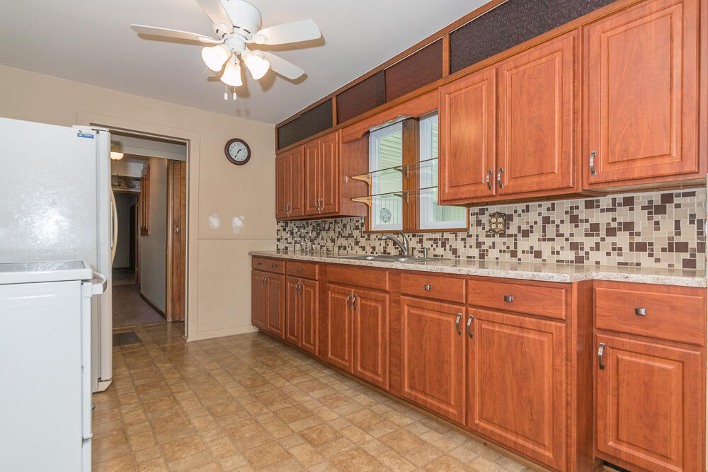 415 Douglas Drive Decatur, MI 49045 - Photo 4 of 34 Kit