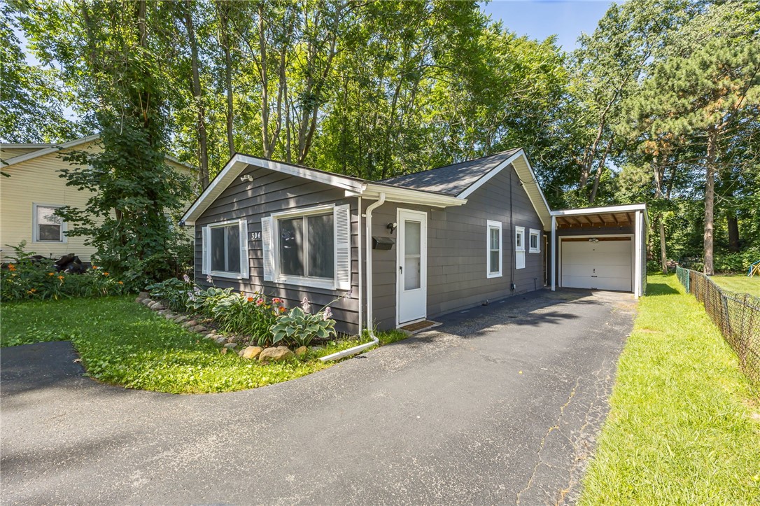 304 Forgham Road Greece, NY 14616 - Photo 1 of 1 Gallery Image 1