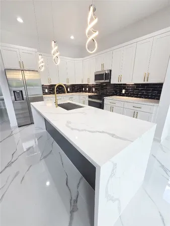 $2,250 | 5125 Doolittle Boulevard, Houston, TX 77033