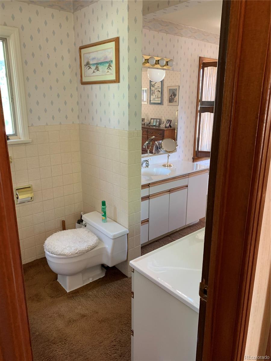 1479 West Ridge Road Littleton, CO 80120 - Photo 14 of 37 Gallery Image 14