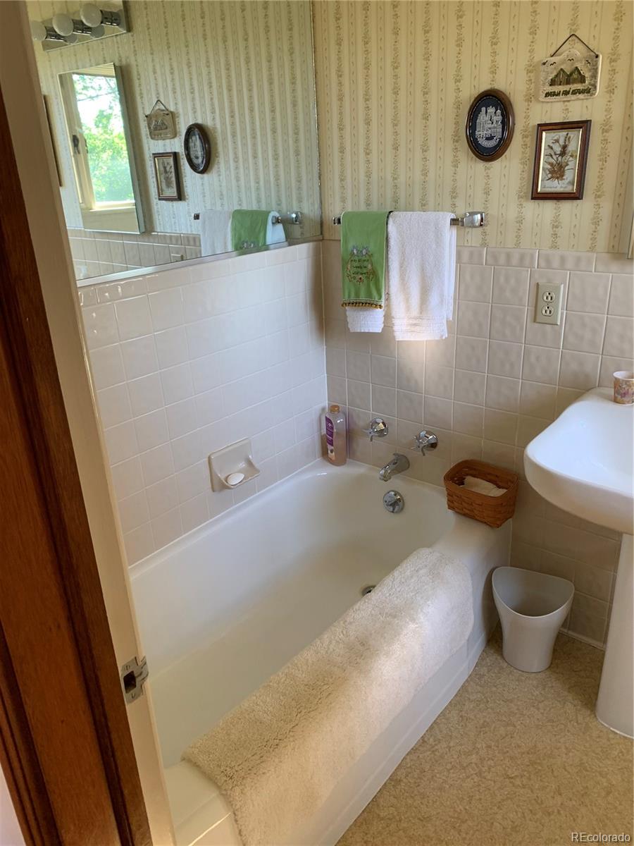 1479 West Ridge Road Littleton, CO 80120 - Photo 17 of 37 Gallery Image 17