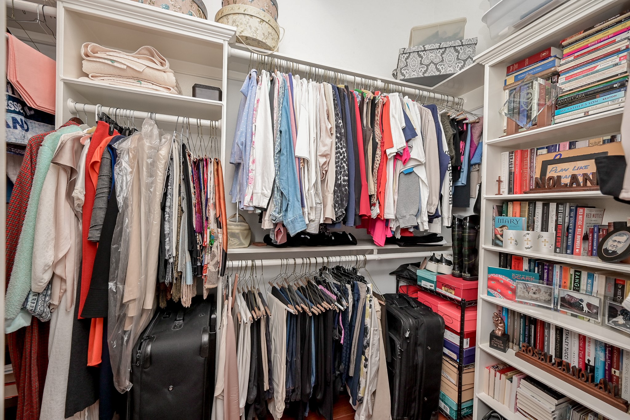 2301 Steel Street Houston, TX 77098 - Photo 21 of 34 Large walk-in closet