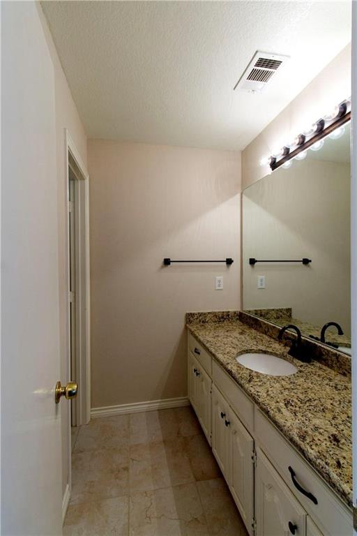 17804 Hillcrest Road Dallas, TX 75252 - Photo 4 of 9
