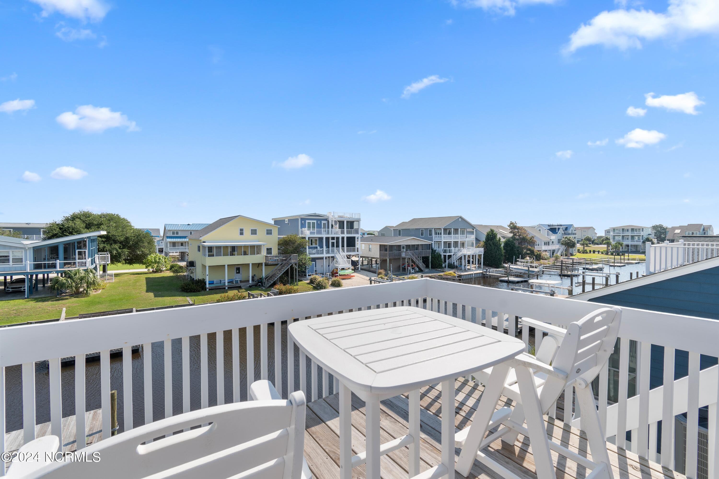 415 Sailfish Street Sunset Beach, NC 28468 - Photo 44 of 63 Top Deck