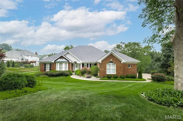 $885,000 | 17659 Wildridge Drive, Wildwood, MO 63005