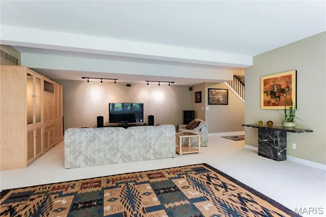 $885,000 | 17659 Wildridge Drive, Wildwood, MO 63005