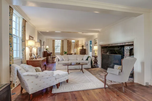 $3,950,000 | 88 Saunders Road, Goffstown, NH 03045