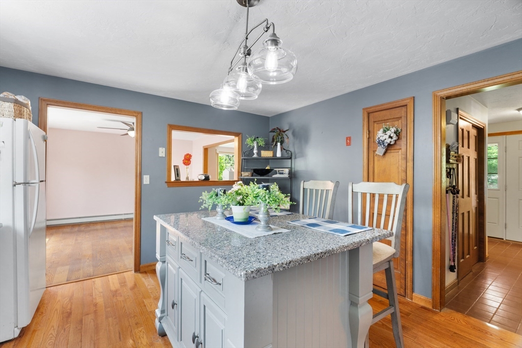 3 Pudding Street Uxbridge, MA 01569 - Photo 12 of 42