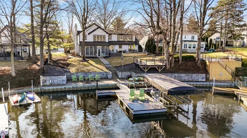 $1,300,000 | 2444 Hawthorn Place, Noblesville, IN 46062