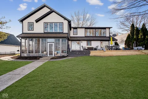 $1,300,000 | 2444 Hawthorn Place, Noblesville, IN 46062