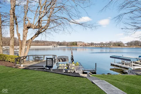 $1,300,000 | 2444 Hawthorn Place, Noblesville, IN 46062