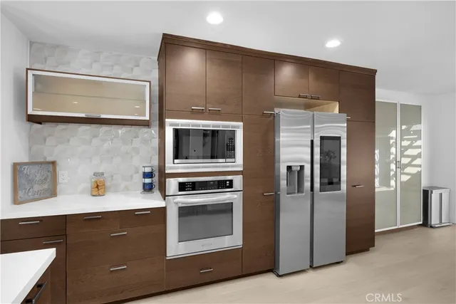 $1,599,000 | 19676 Seawind Circle, Huntington Beach, CA 92648