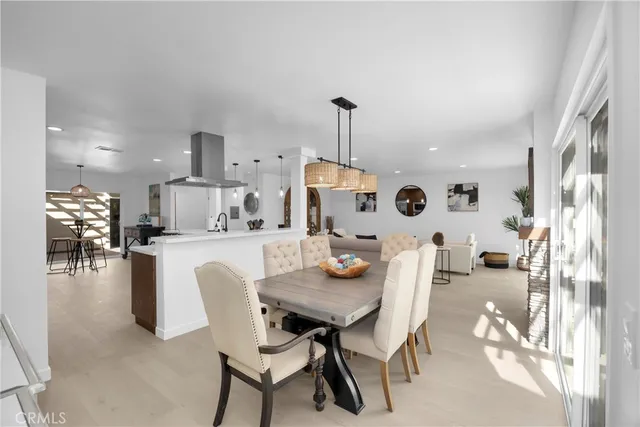 $1,599,000 | 19676 Seawind Circle, Huntington Beach, CA 92648