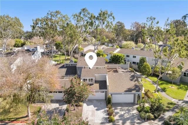 $1,599,000 | 19676 Seawind Circle, Huntington Beach, CA 92648