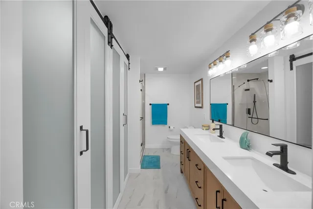 $1,599,000 | 19676 Seawind Circle, Huntington Beach, CA 92648