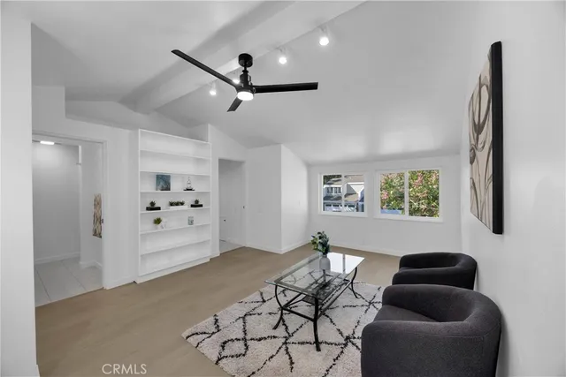 $1,599,000 | 19676 Seawind Circle, Huntington Beach, CA 92648