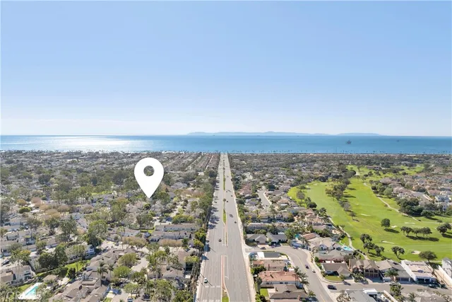 $1,599,000 | 19676 Seawind Circle, Huntington Beach, CA 92648