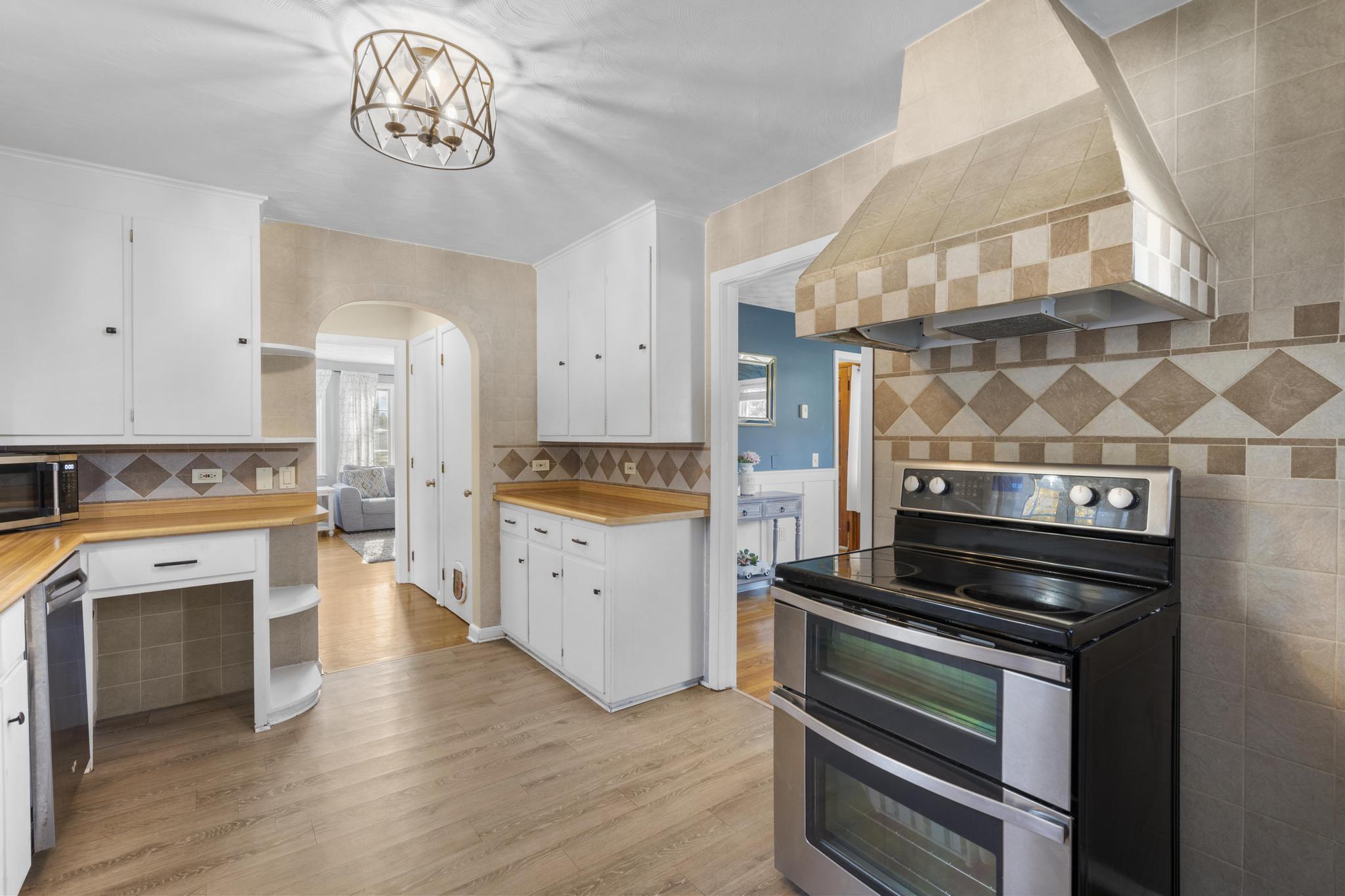 75 Allerton Road Naugatuck, CT 06770 - Photo 11 of 30