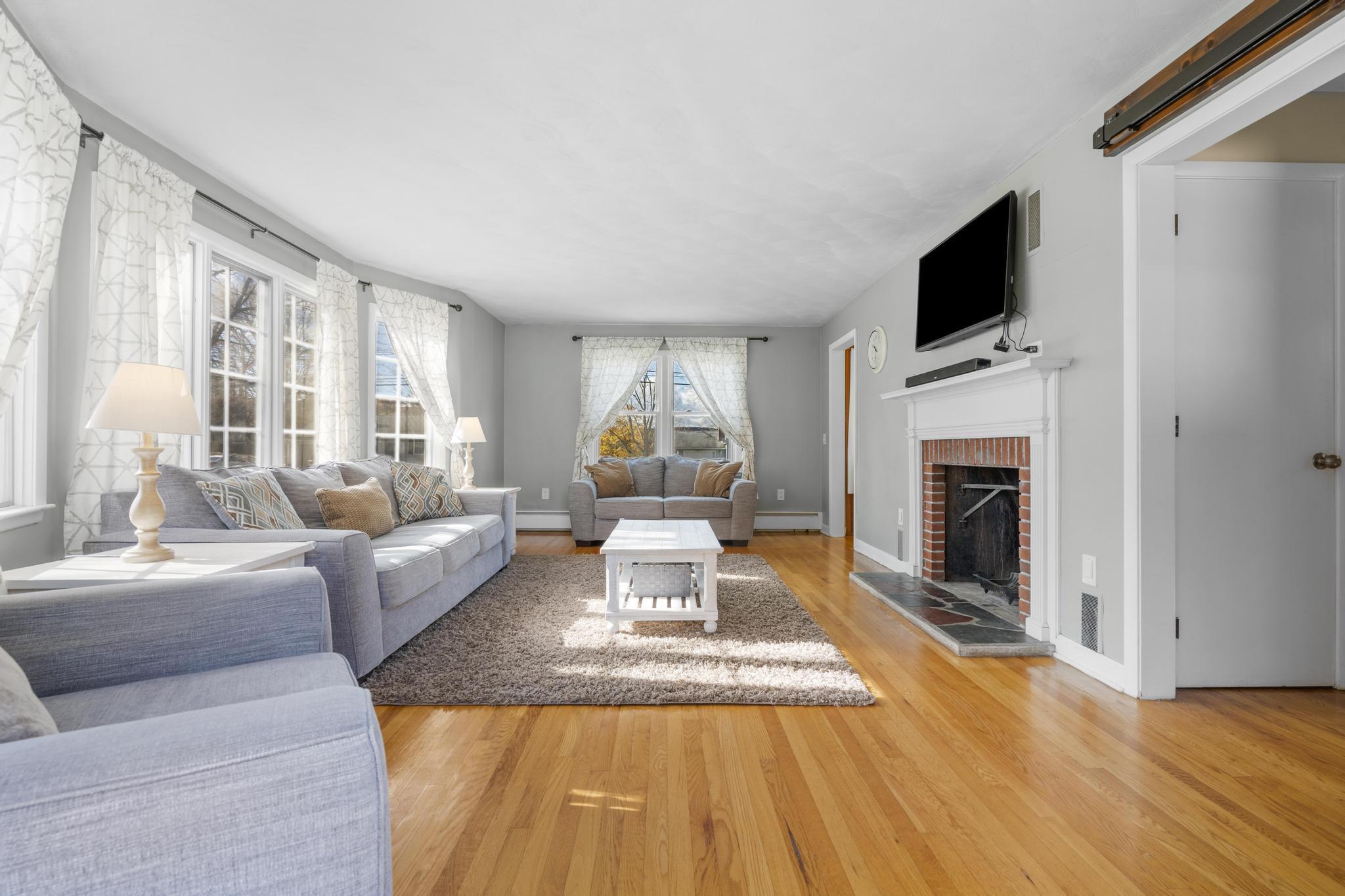 75 Allerton Road Naugatuck, CT 06770 - Photo 6 of 30