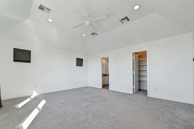 $3,100 | 5342 Darling Street, Unit B, Houston, TX 77007