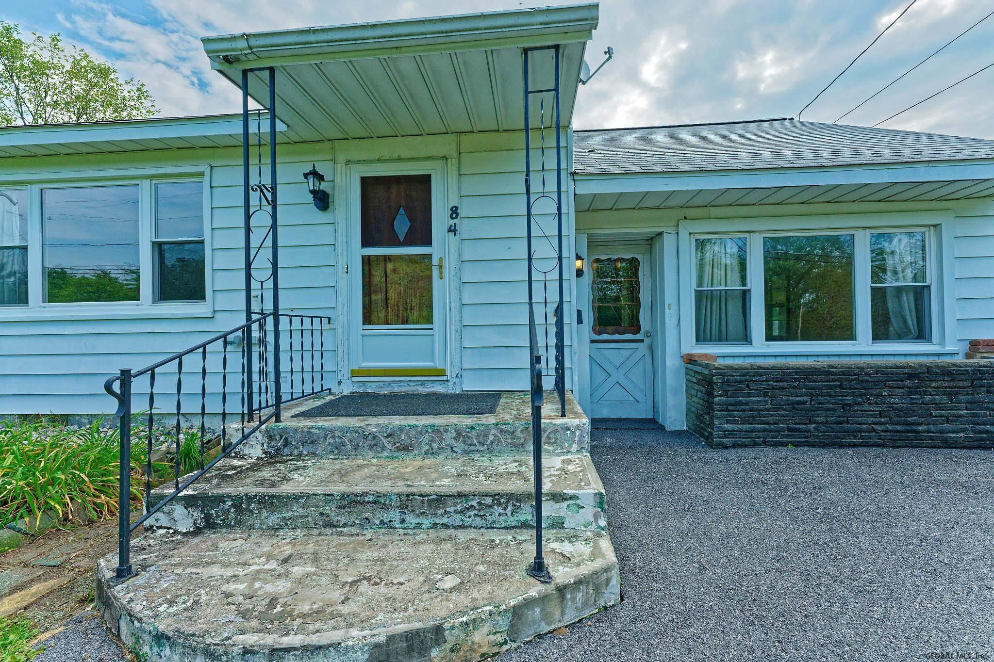 84 Spring Road Glenville, NY 12302 - Photo 3 of 24 Photo 3