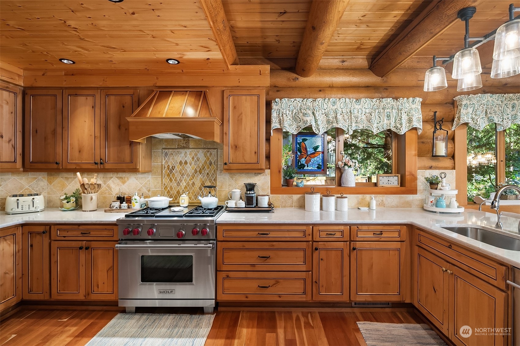 7429 Lake Alice Road Southeast Fall City, WA 98024 - Photo 13 of 40 Gallery Image 13