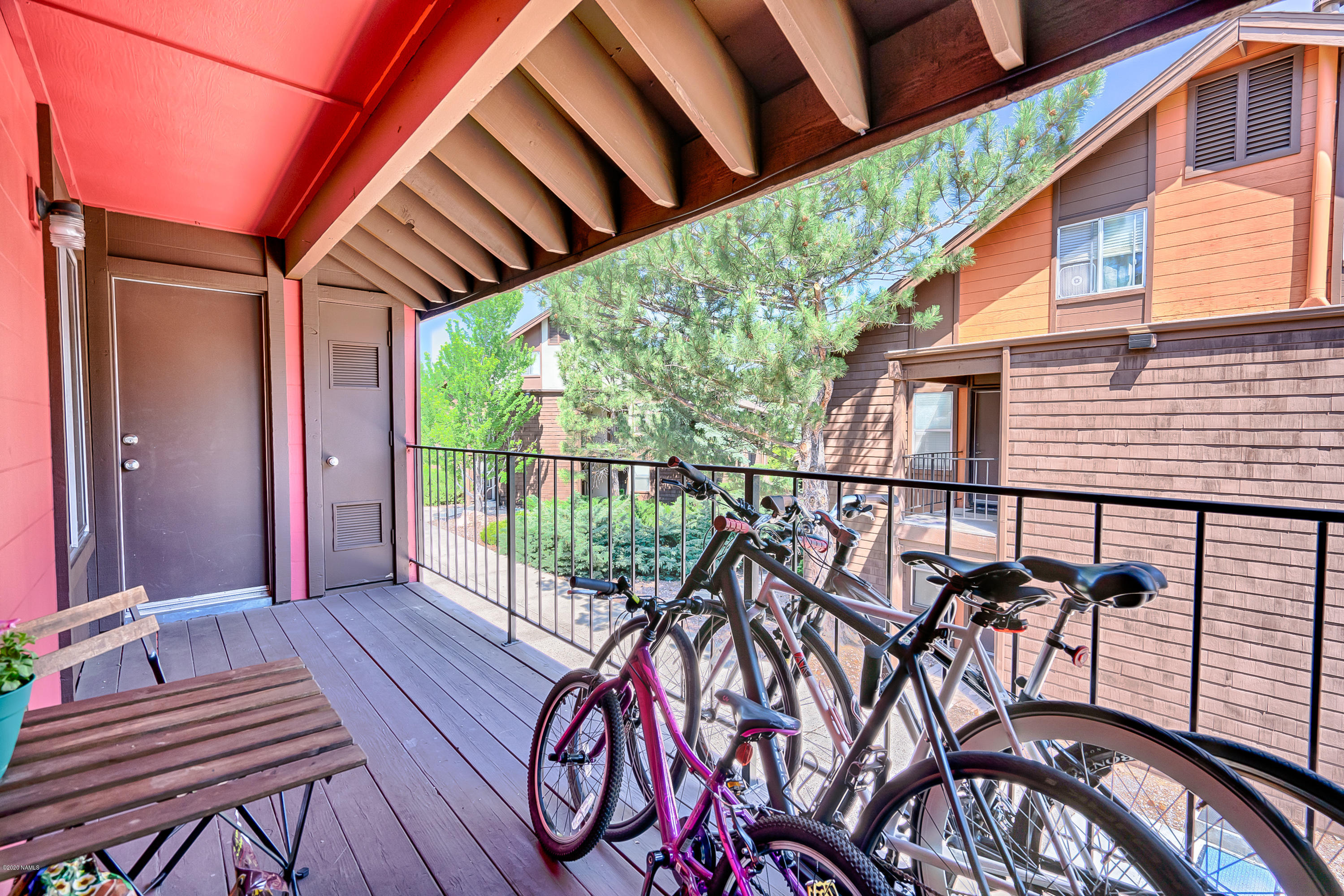 1200 South Riordan Ranch Street Flagstaff, AZ 86001 - Photo 14 of 16 Riordan_Ranch_108-SWG_Media-16