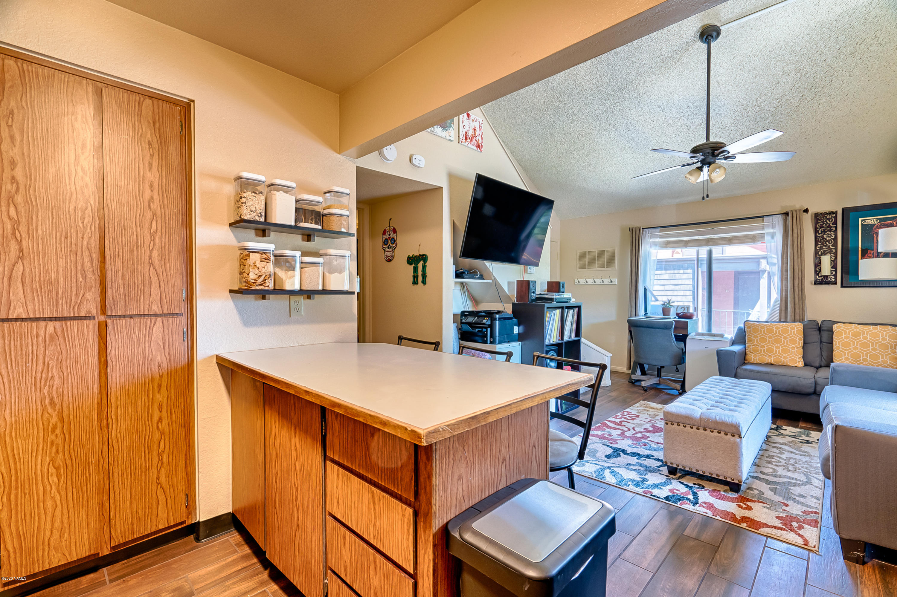 1200 South Riordan Ranch Street Flagstaff, AZ 86001 - Photo 6 of 16 Riordan_Ranch_108-SWG_Media-14