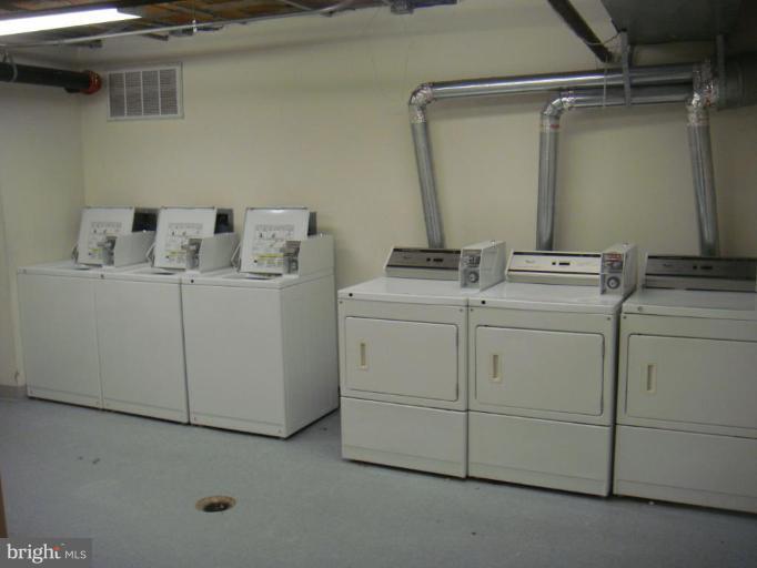 1458 Columbia Road Northwest, Unit 105 Washington, DC 20009 - Photo 12 of 12 Laundry Area 1