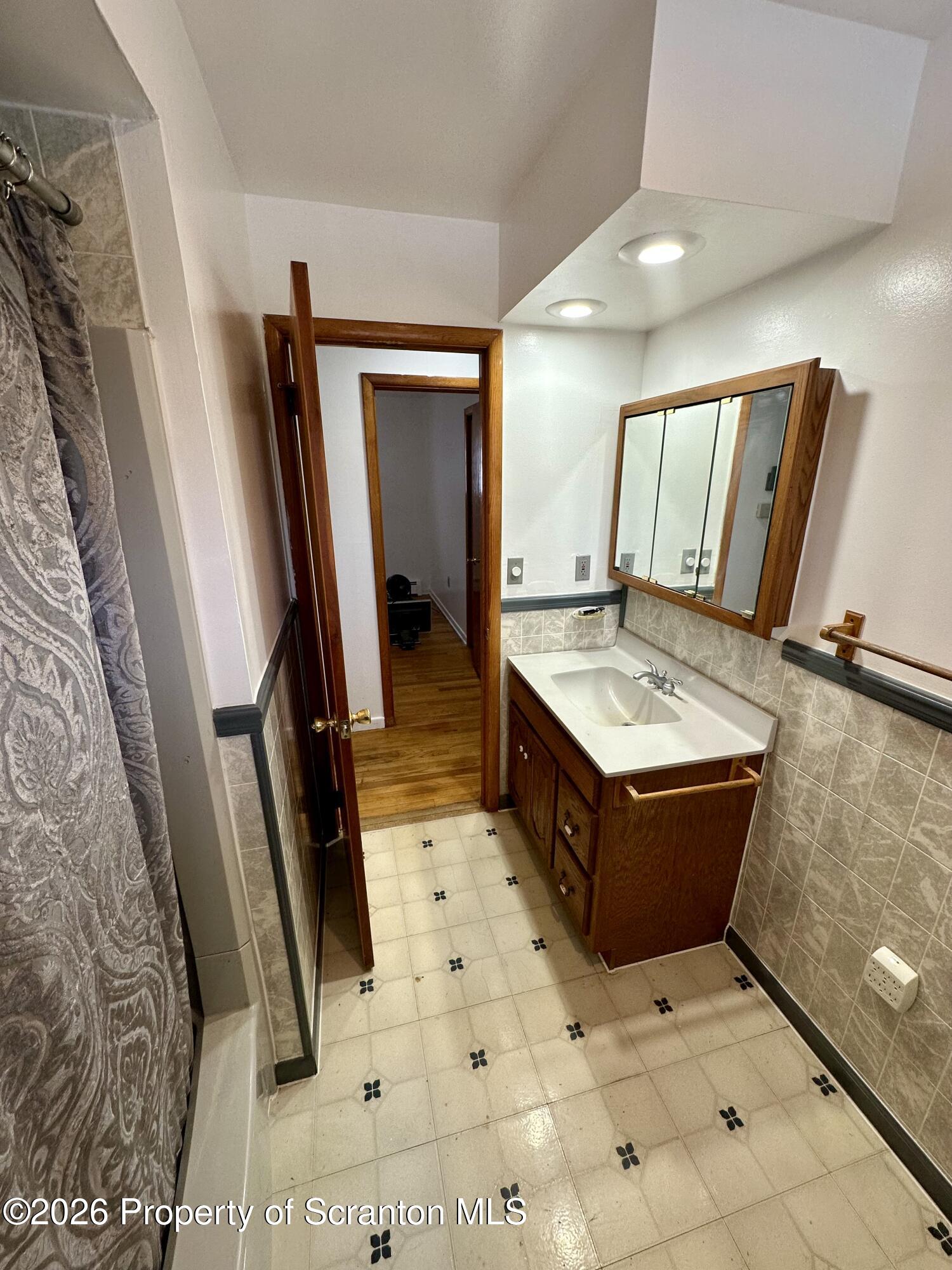 3501 Sullivan Trail Falls, PA 18615 - Photo 15 of 22 IMG_4225