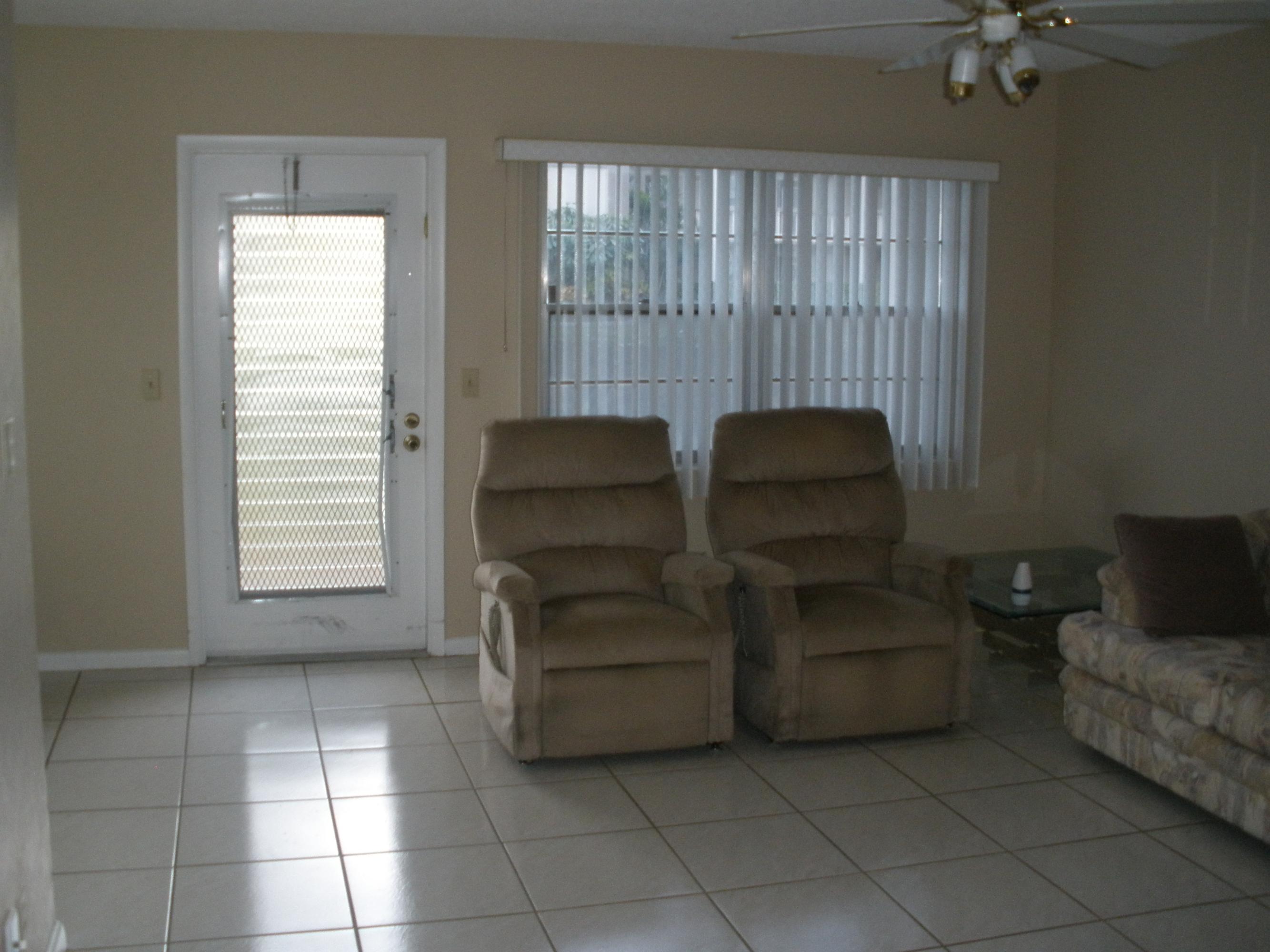 56 Fanshaw Drive, Unit B Boca Raton, FL 33434 - Photo 6 of 14 living area