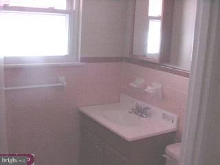 3521 Primrose Road Philadelphia, PA 19114 - Photo 3 of 5 Gallery Image 3