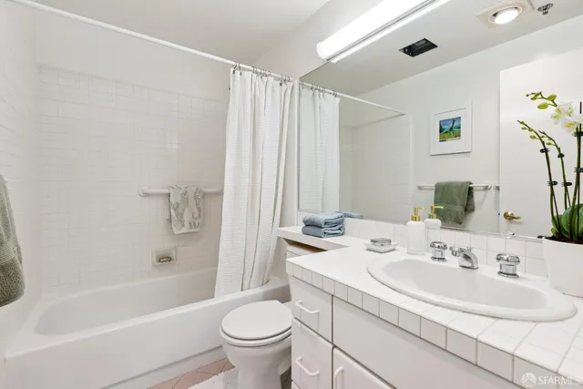 $575,000 | 111 Chestnut Street, Unit 304, San Francisco, CA 94111