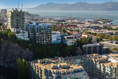 $575,000 | 111 Chestnut Street, Unit 304, San Francisco, CA 94111