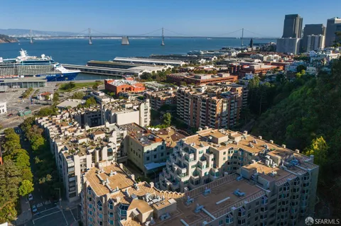 $575,000 | 111 Chestnut Street, Unit 304, San Francisco, CA 94111