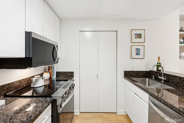 $575,000 | 111 Chestnut Street, Unit 304, San Francisco, CA 94111