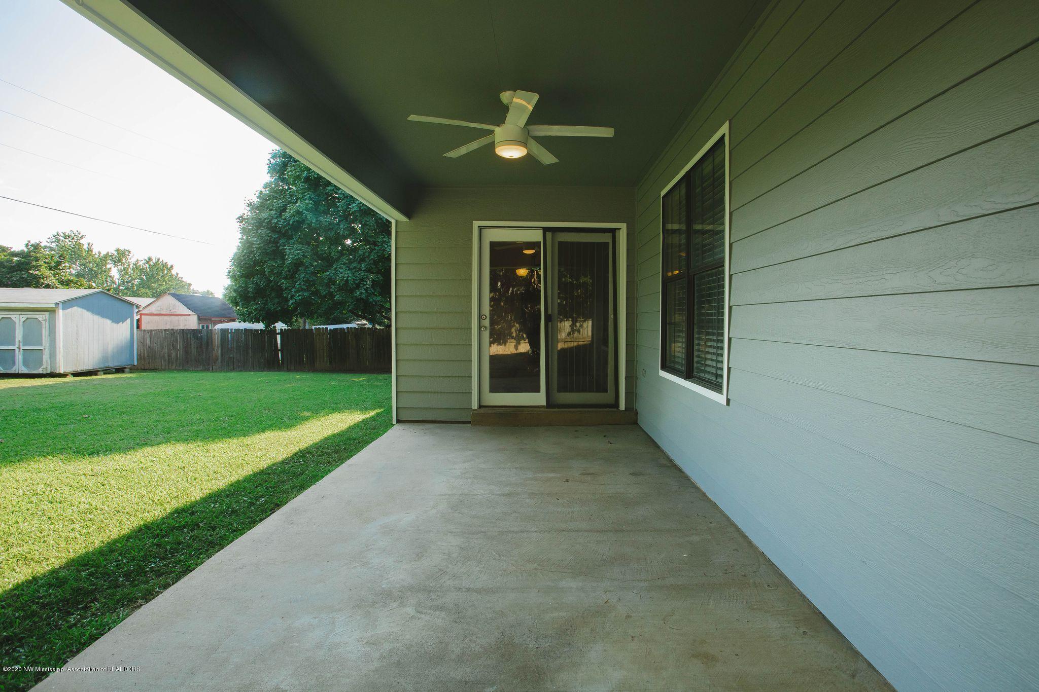 7091 Larkfield Road Olive Branch, MS 38654 - Photo 5 of 20 rdjyeSGg