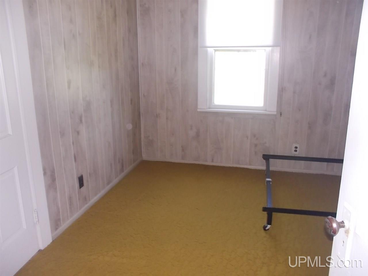 9735 North Johnson Road, Unit 404A Bessemer, MI 49911 - Photo 15 of 26