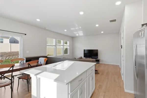 $469,999 | 5606 West Youngstown Lane, Spokane, WA 99208