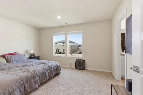 $469,999 | 5606 West Youngstown Lane, Spokane, WA 99208