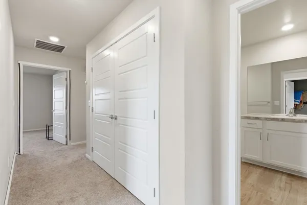 $469,999 | 5606 West Youngstown Lane, Spokane, WA 99208